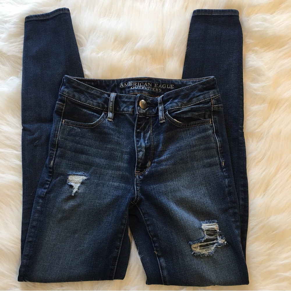 American Eagle High Rise Skinny Jeans size 4